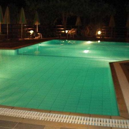Ormos Atalia Aparthotel Bali  ภายนอก รูปภาพ