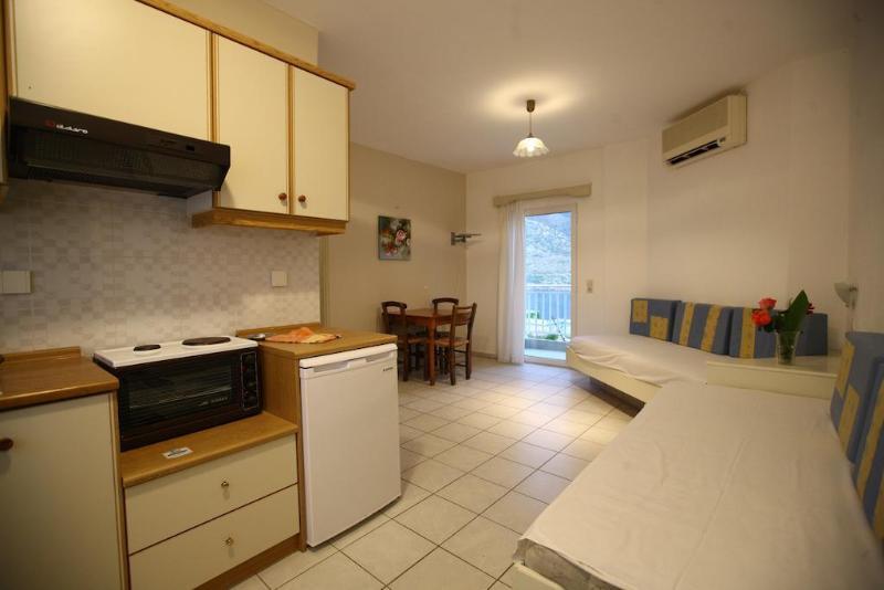 Ormos Atalia Aparthotel Bali  ภายนอก รูปภาพ